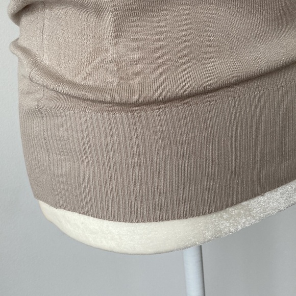 Vertigo Paris Short Sleeve Dolman Sweater - Picture 5 of 9